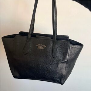 Gucci Black Leather Tote Bag Authenticated Nice Condition